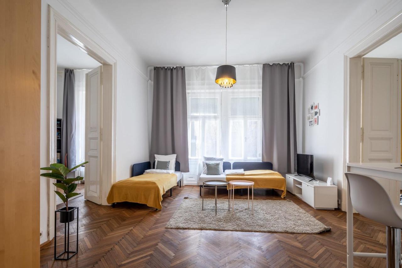 Spacious Apartament Budapesta