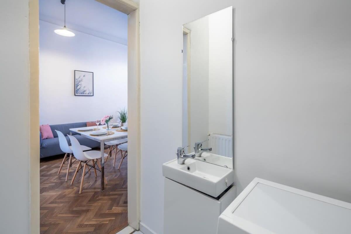 Spacious Apartament Budapesta