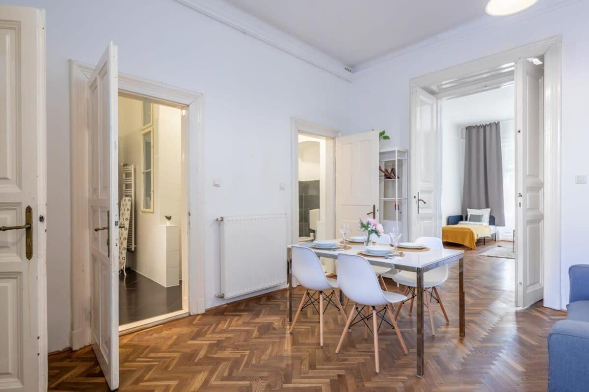 Apartament Spacious *